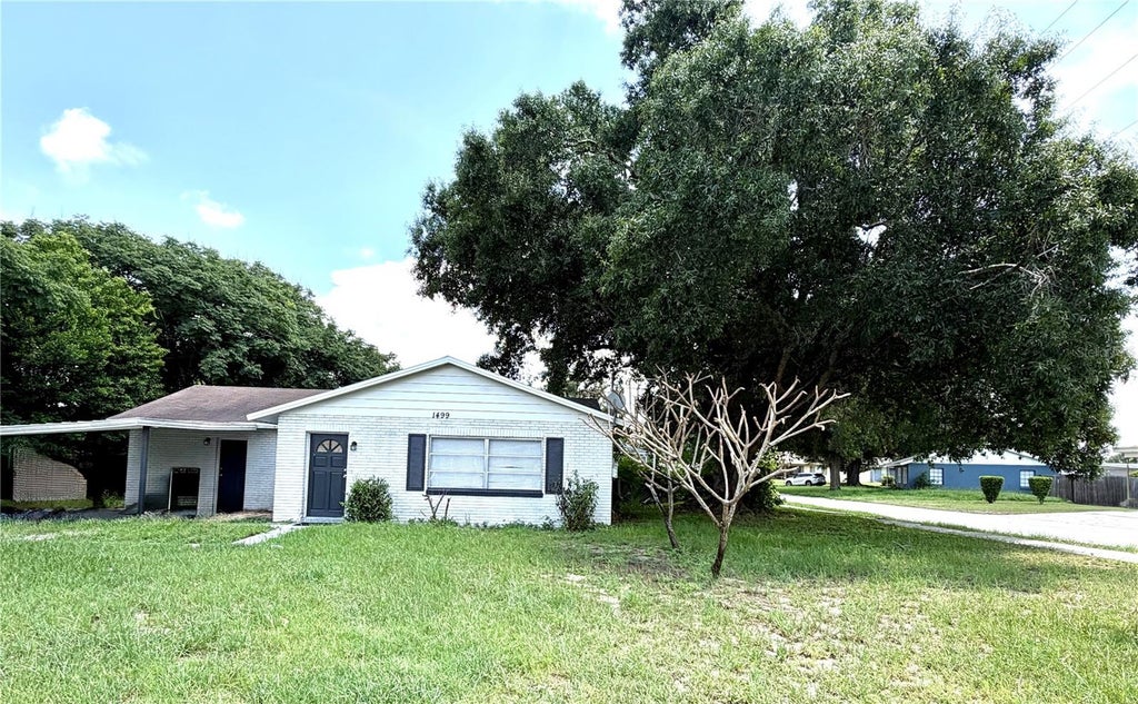 Photo of 1499 Avenue E NE, Winter Haven, FL 33881 (MLS # O6433525)
