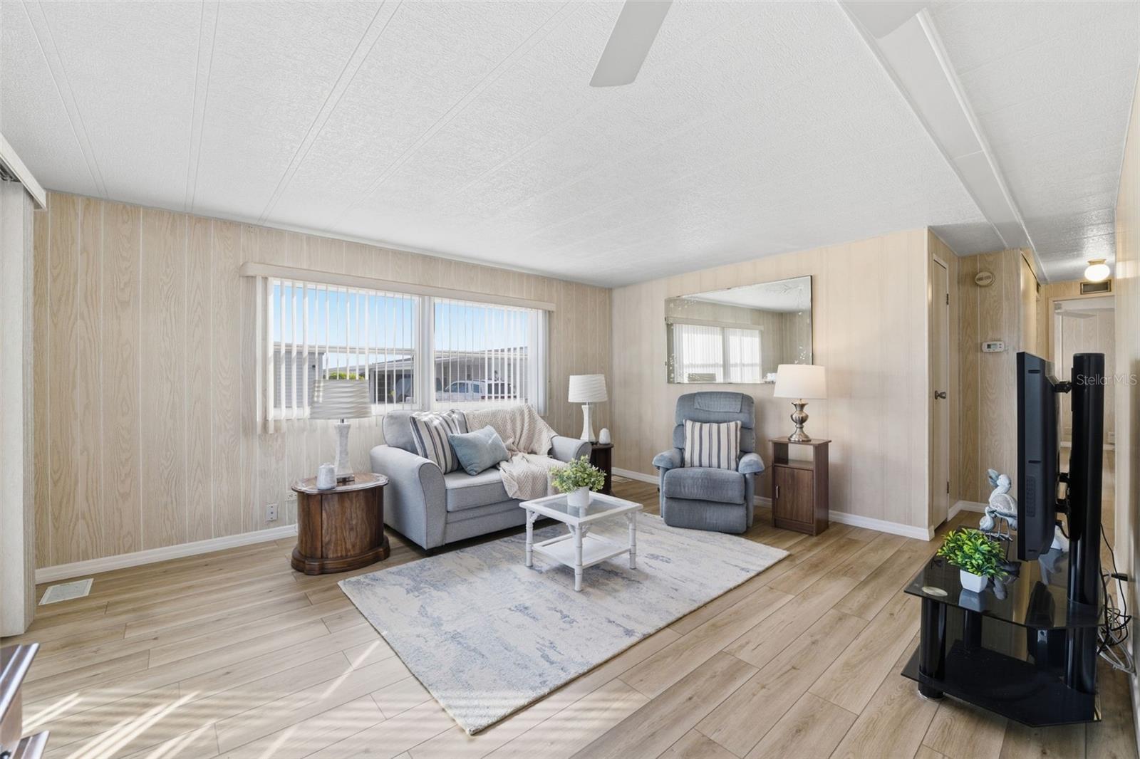 LAKE CONLEY MHP - Residential