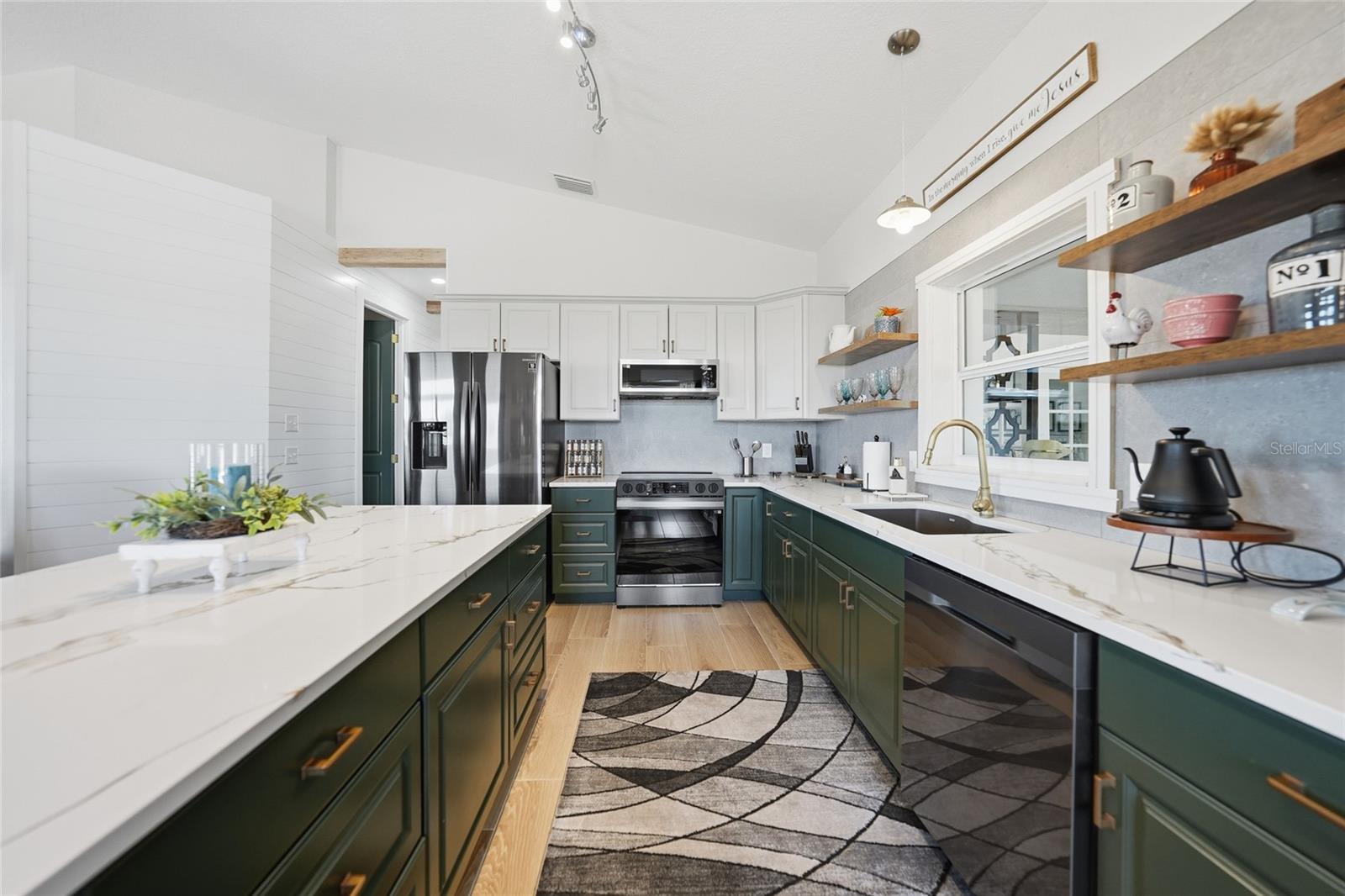 LITTLE GREEN ACRES SUB - Residential