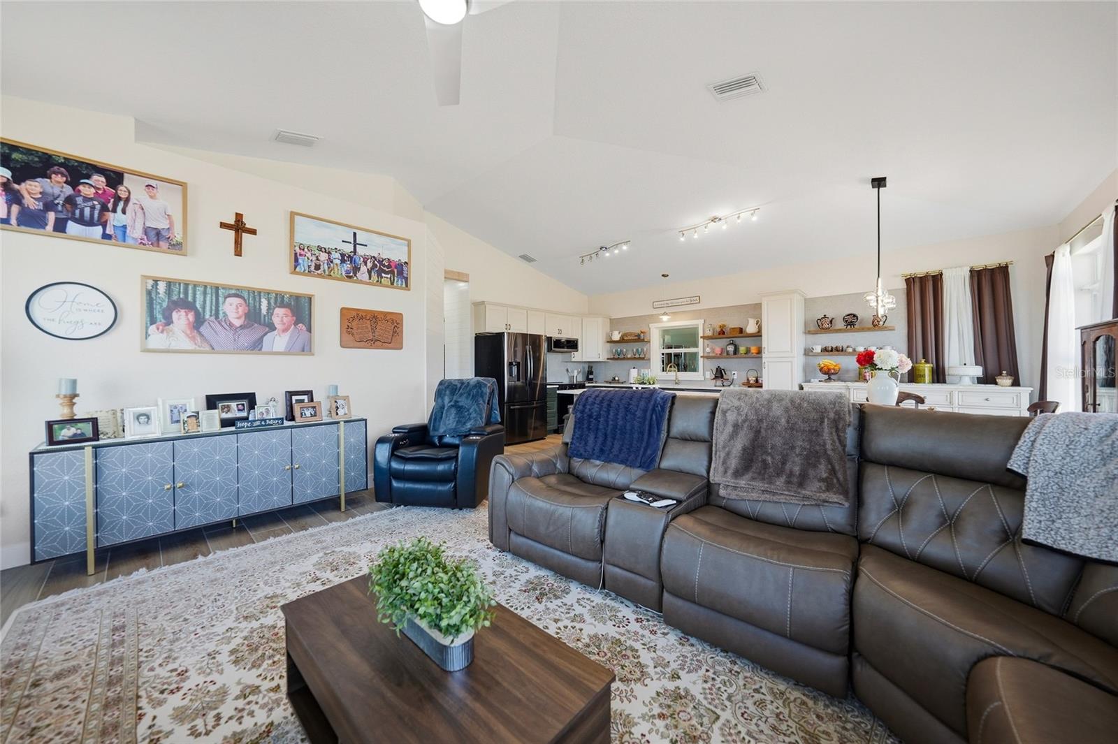 LITTLE GREEN ACRES SUB - Residential