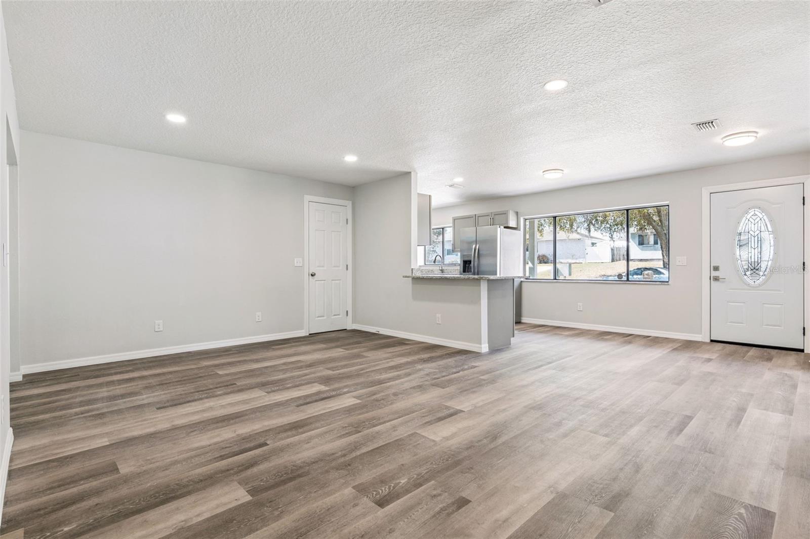 1506 MEADOWLARK STREET