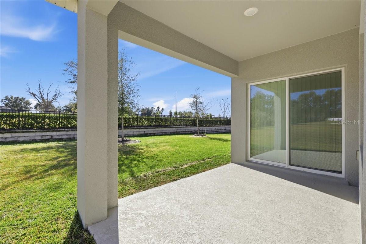 OAK POINTE SOUTH - Residential