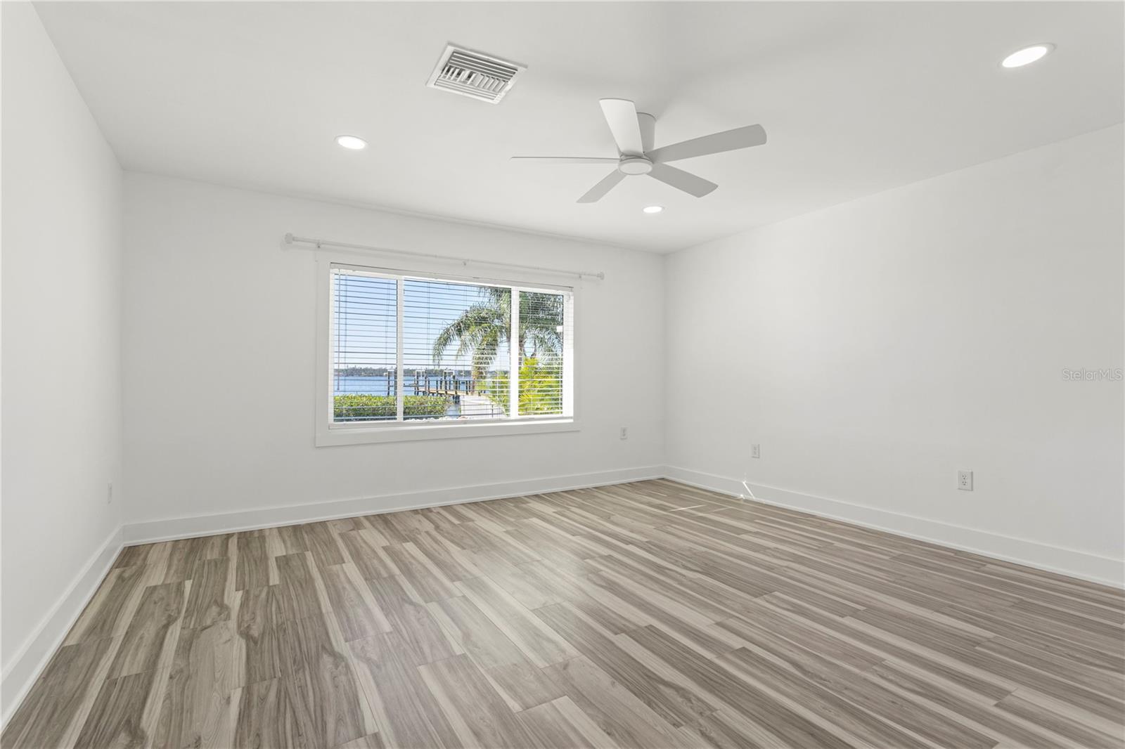 BURKES - Residential