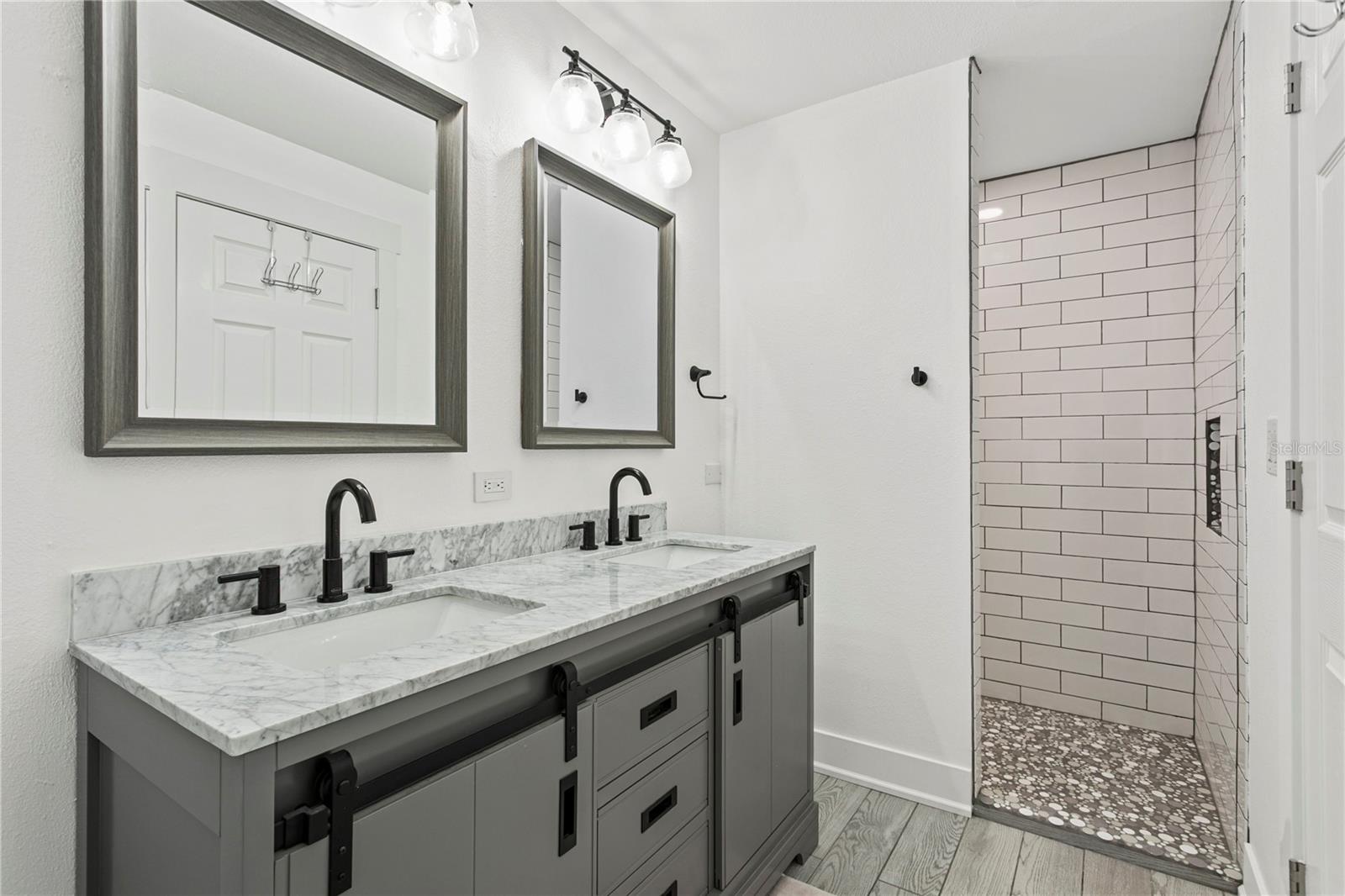 BURKES - Residential