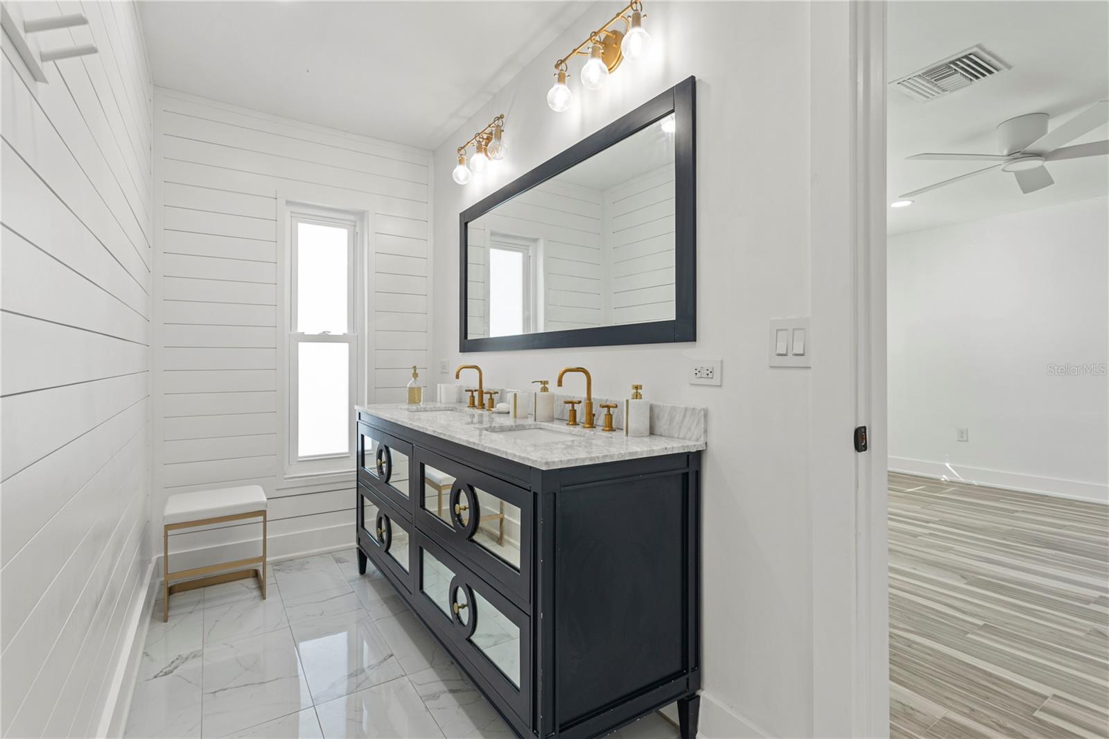 BURKES - Residential