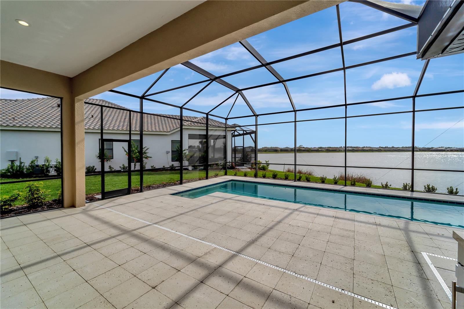 ARIA PH III - Residential