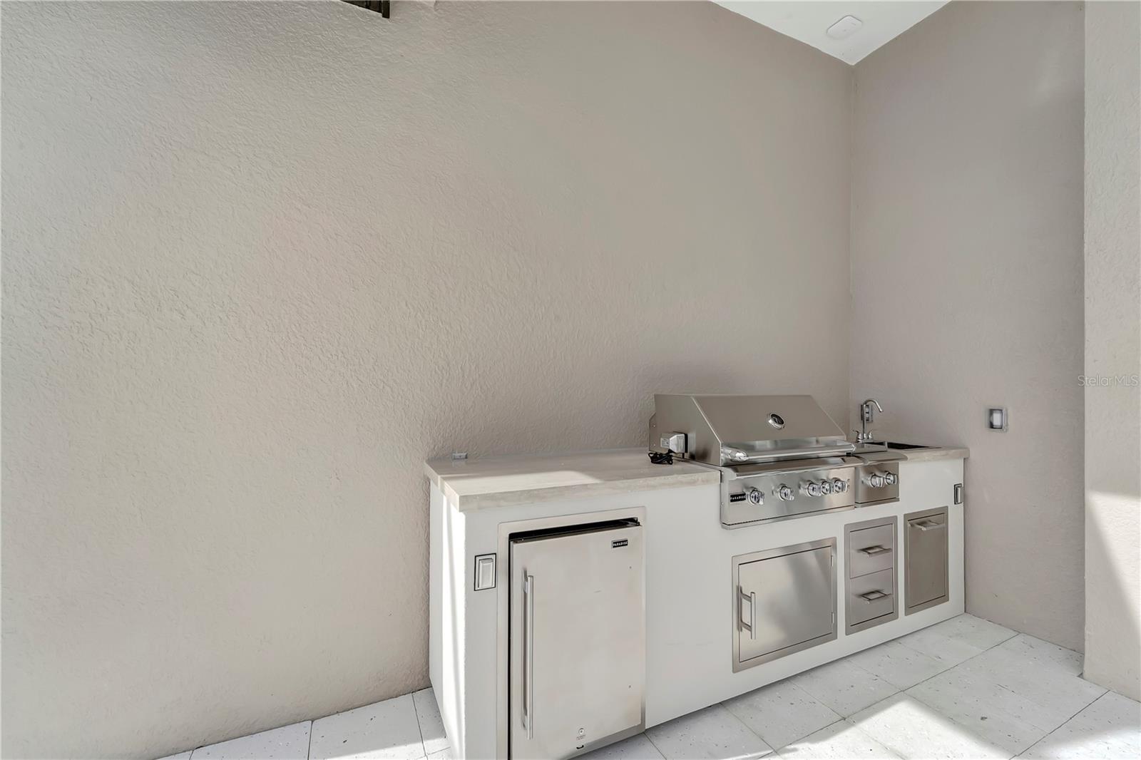 ARIA PH III - Residential