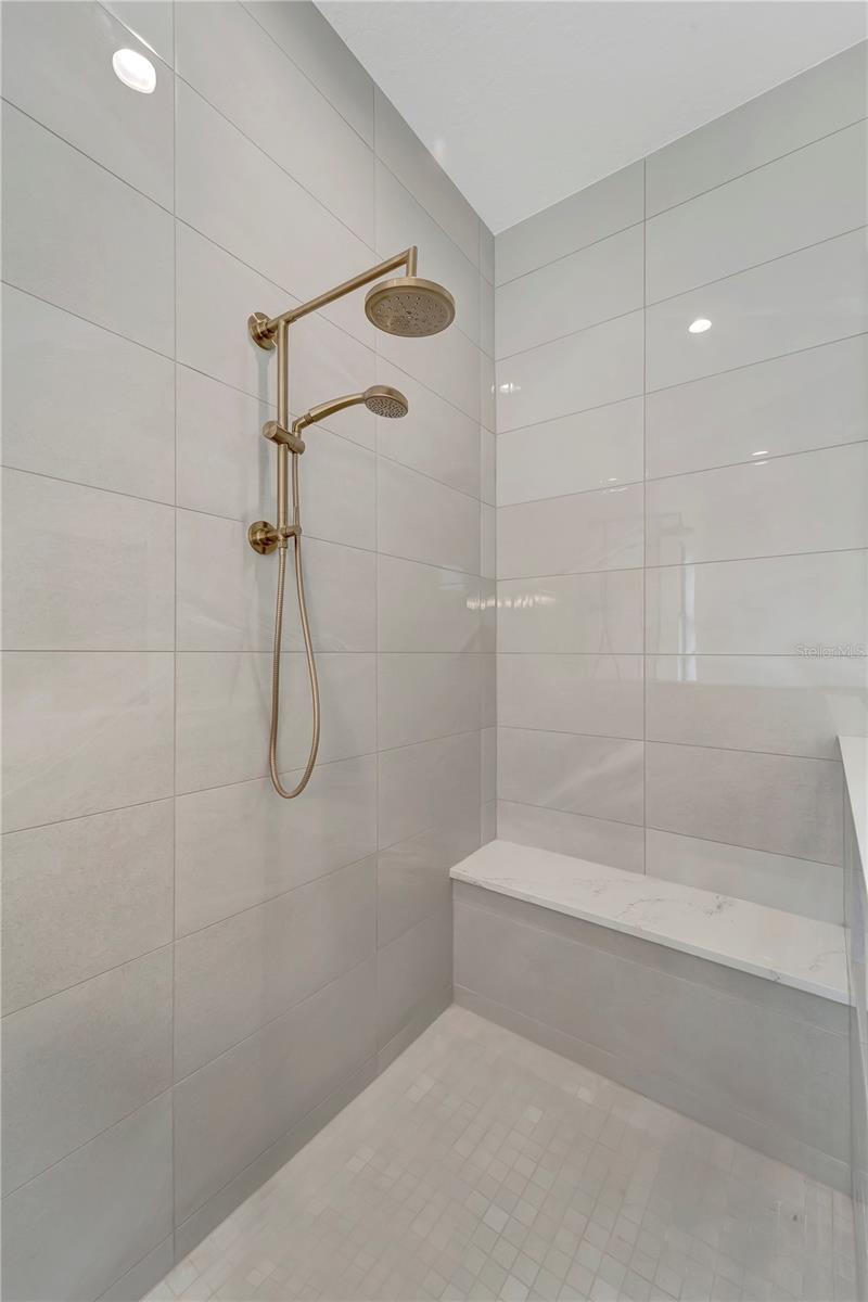 ARIA PH III - Residential