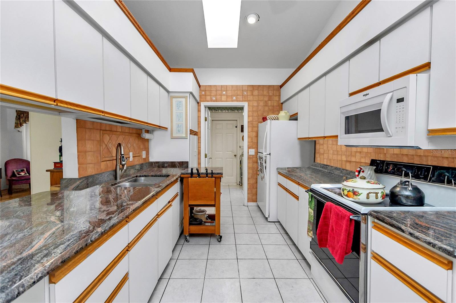 RAINBOW SPGS - Residential