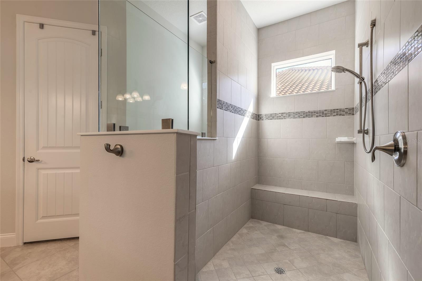 PORTOFINO GARDENS PH-2 - Residential