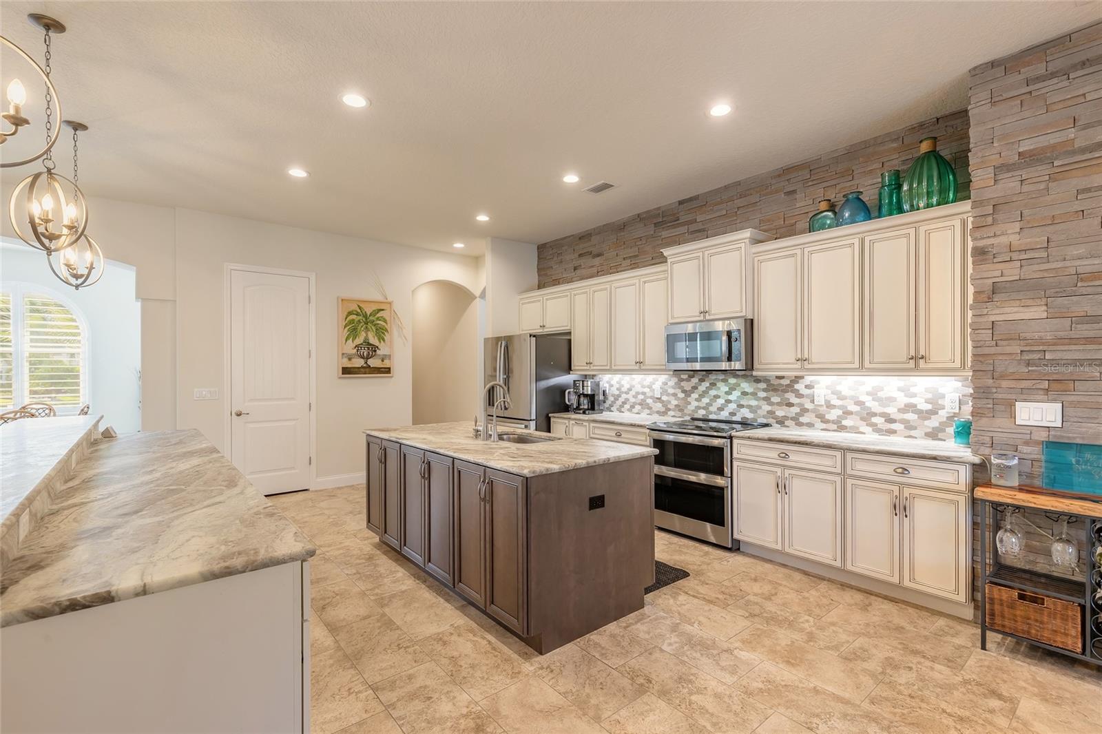 PORTOFINO GARDENS PH-2 - Residential