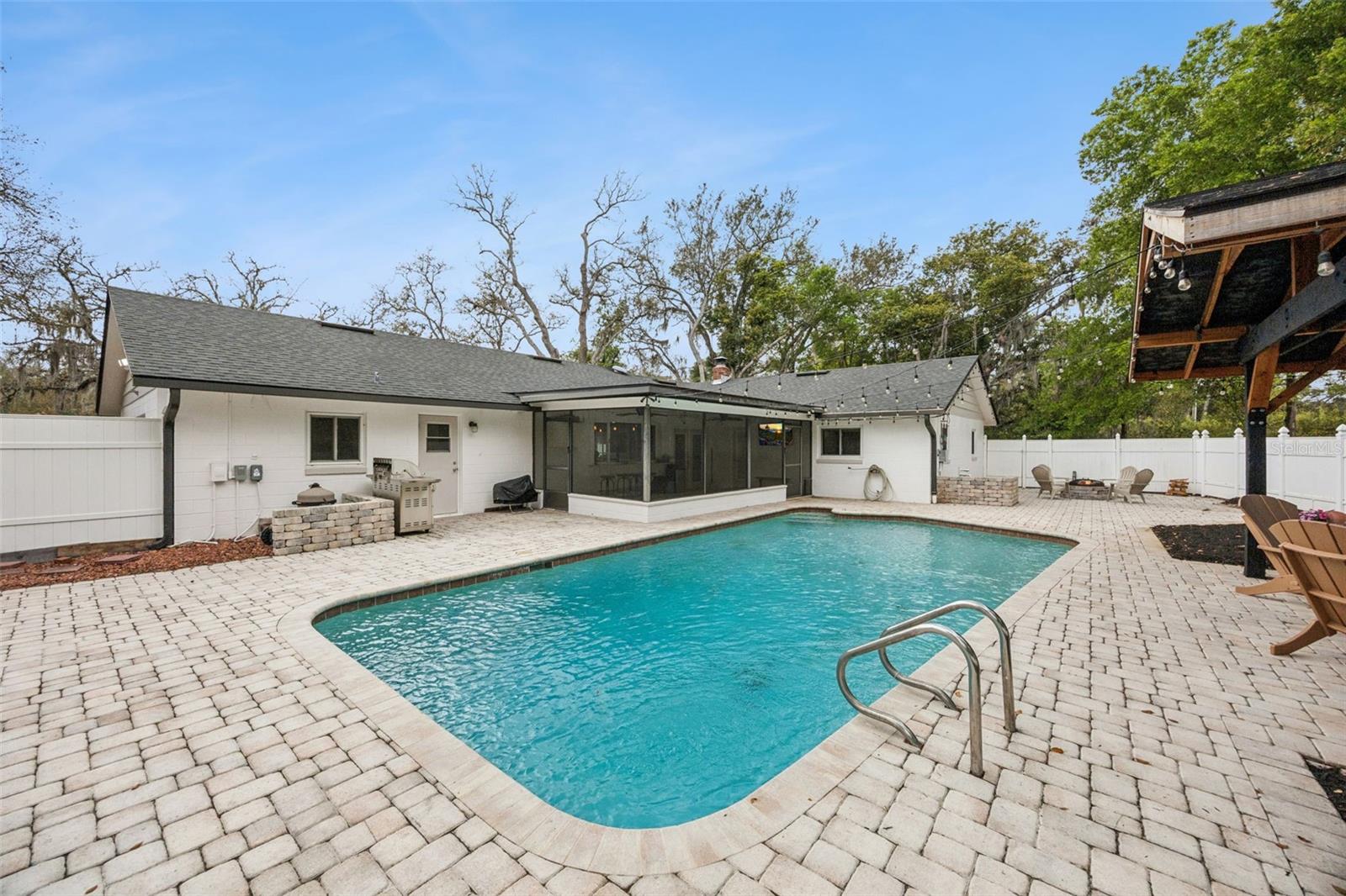 SWEETWATER OAKS SEC 04A - Residential