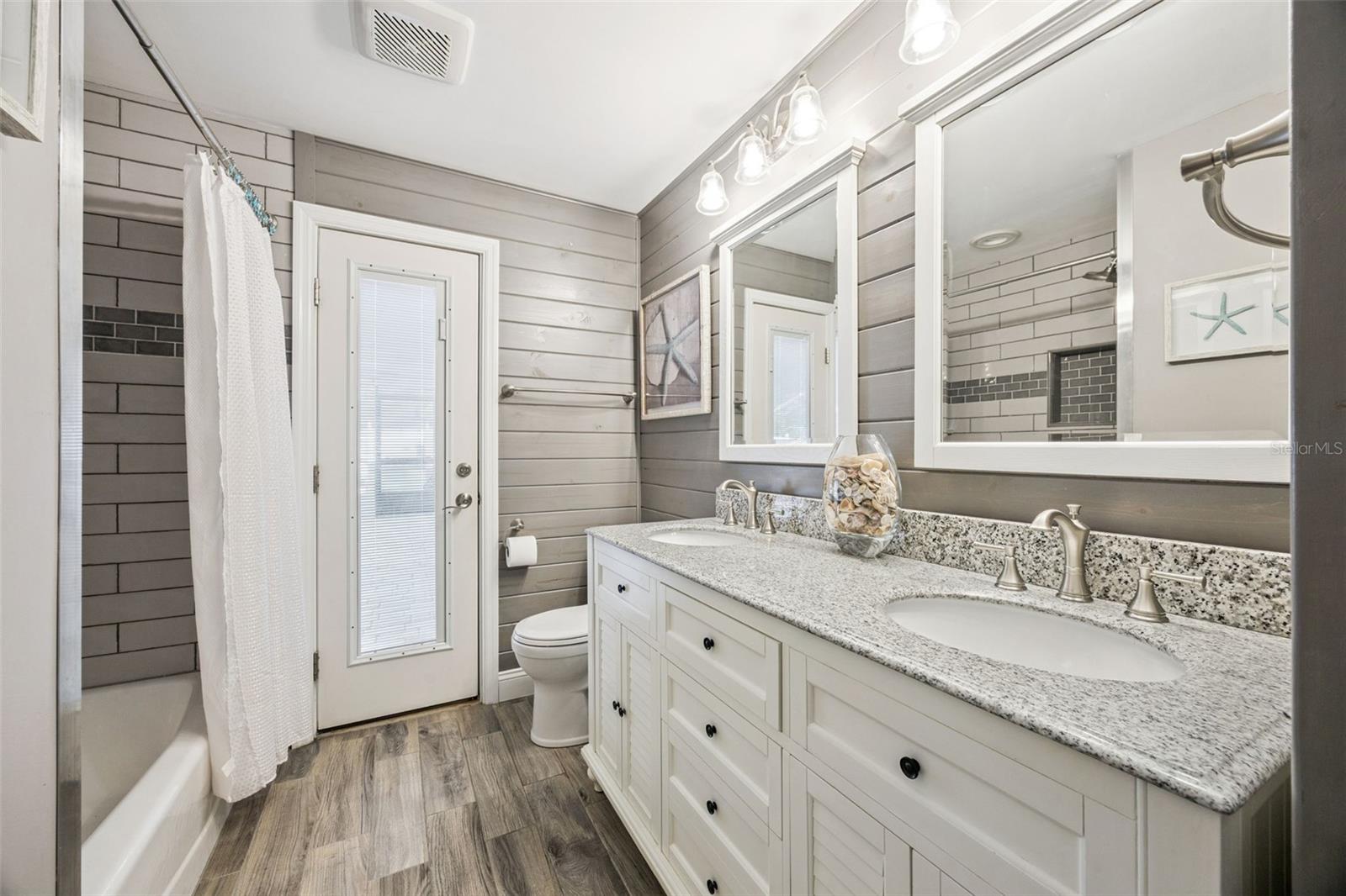 SWEETWATER OAKS SEC 04A - Residential