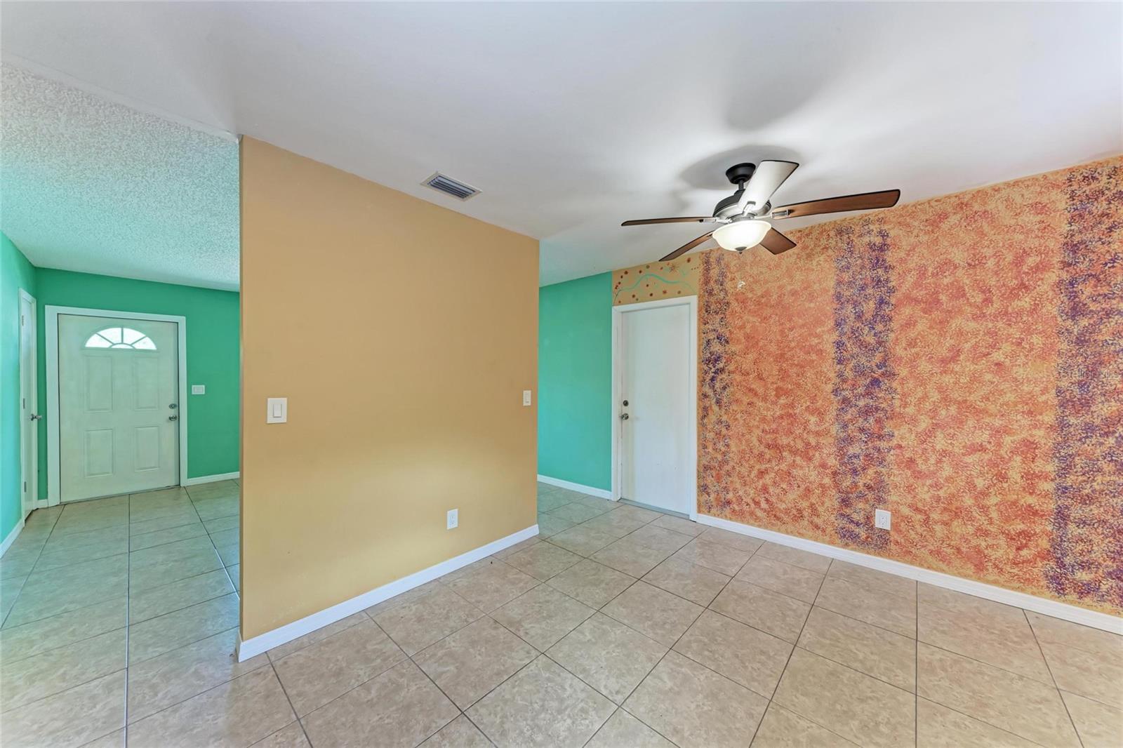 MANATEE PALMS UNIT FIVE - Residential