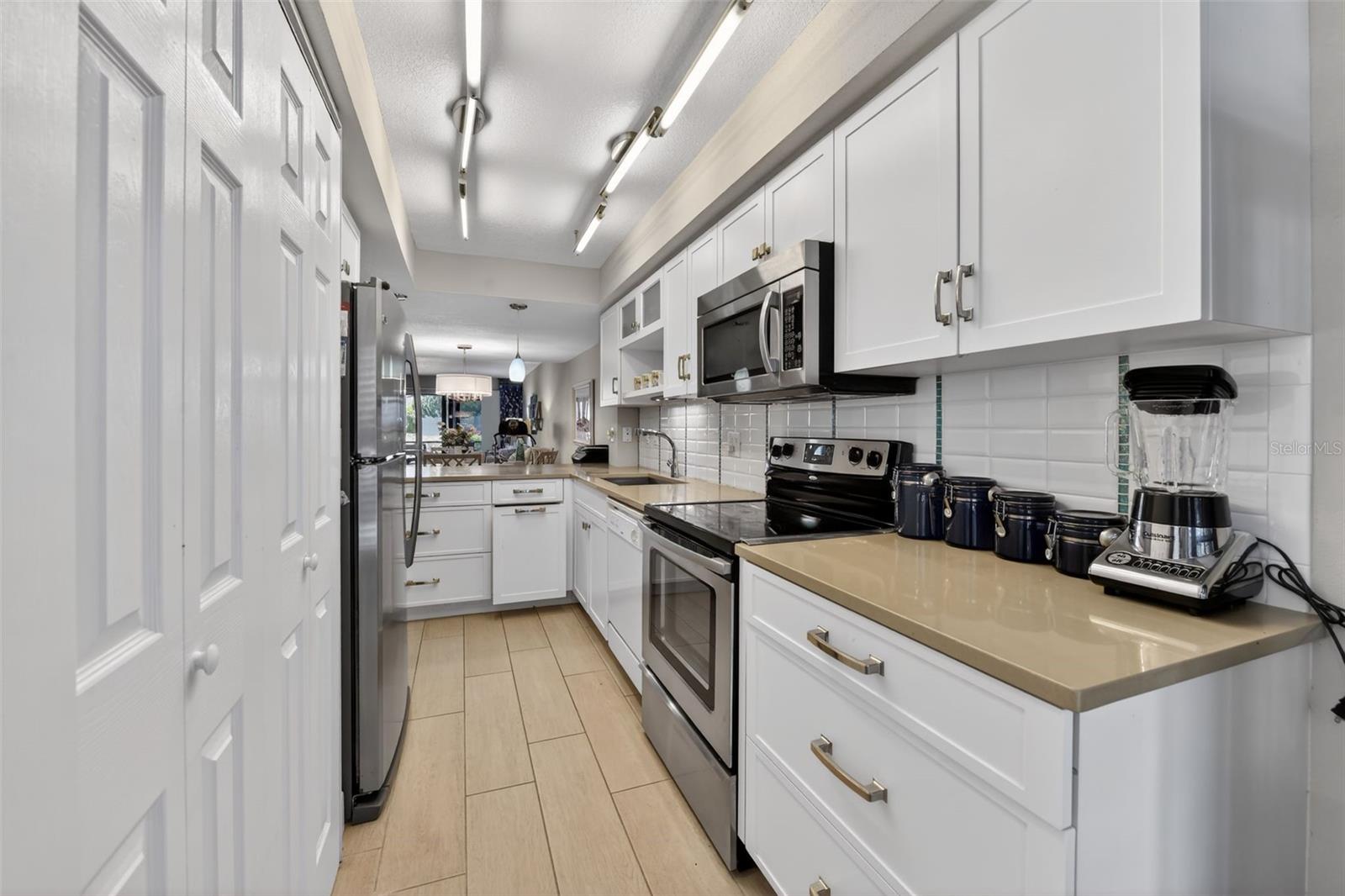 CEDARS WEST OF LONGBOAT INC - Residential