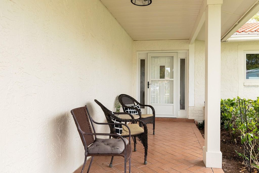 Photo of 10727 Windsor Court, Orlando, FL 32821 (MLS # O6390935)