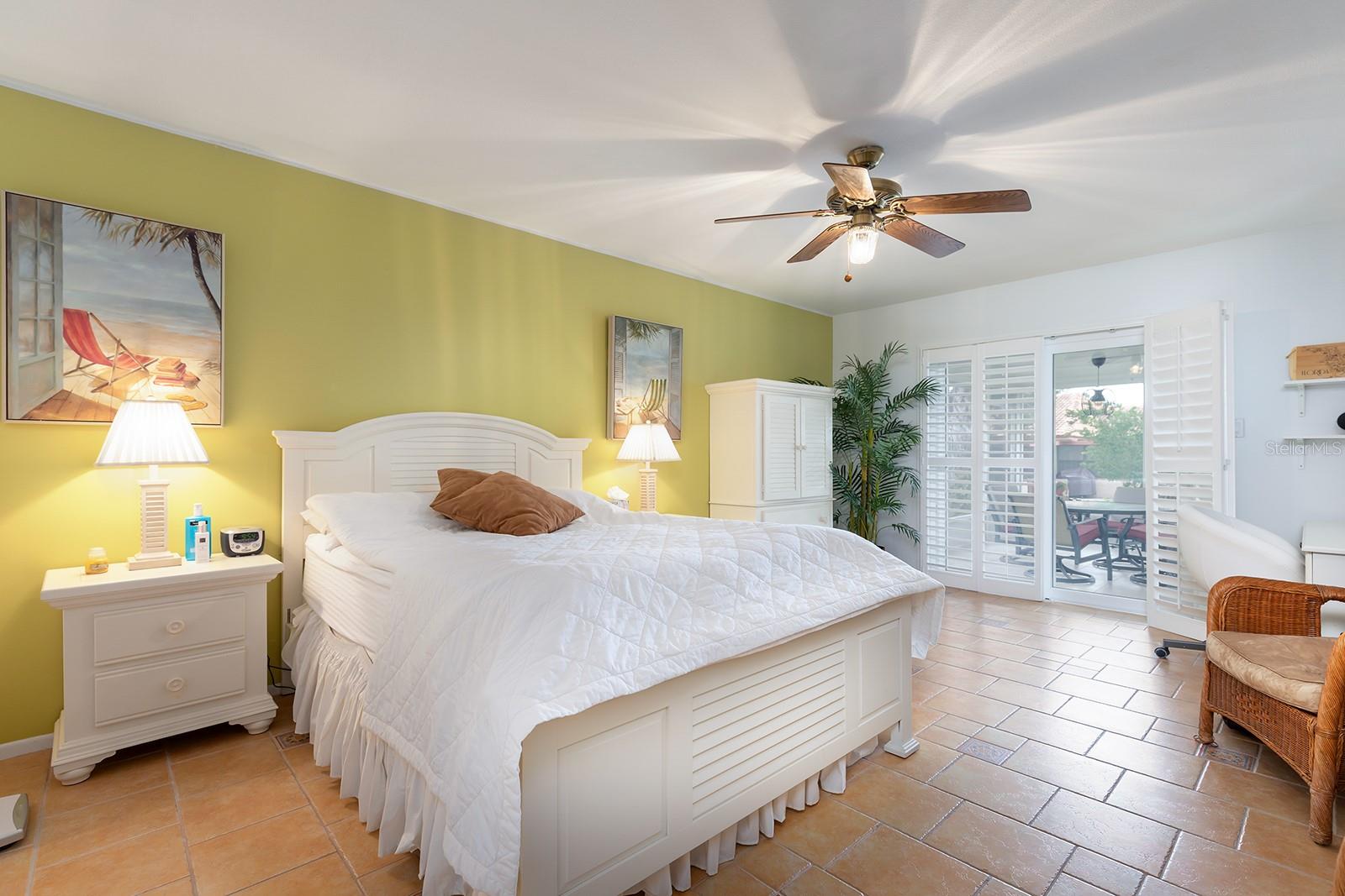 WINDMILL POINTE - Residential