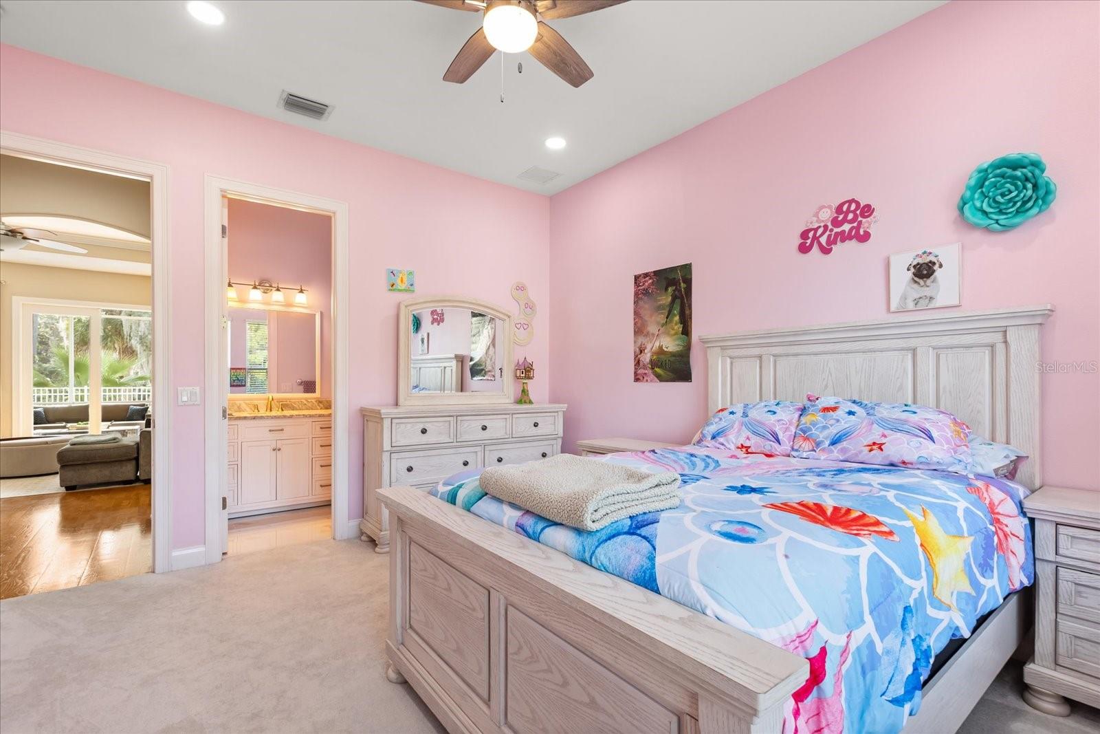 SANCTUARY GOLF ESTATES - Residential