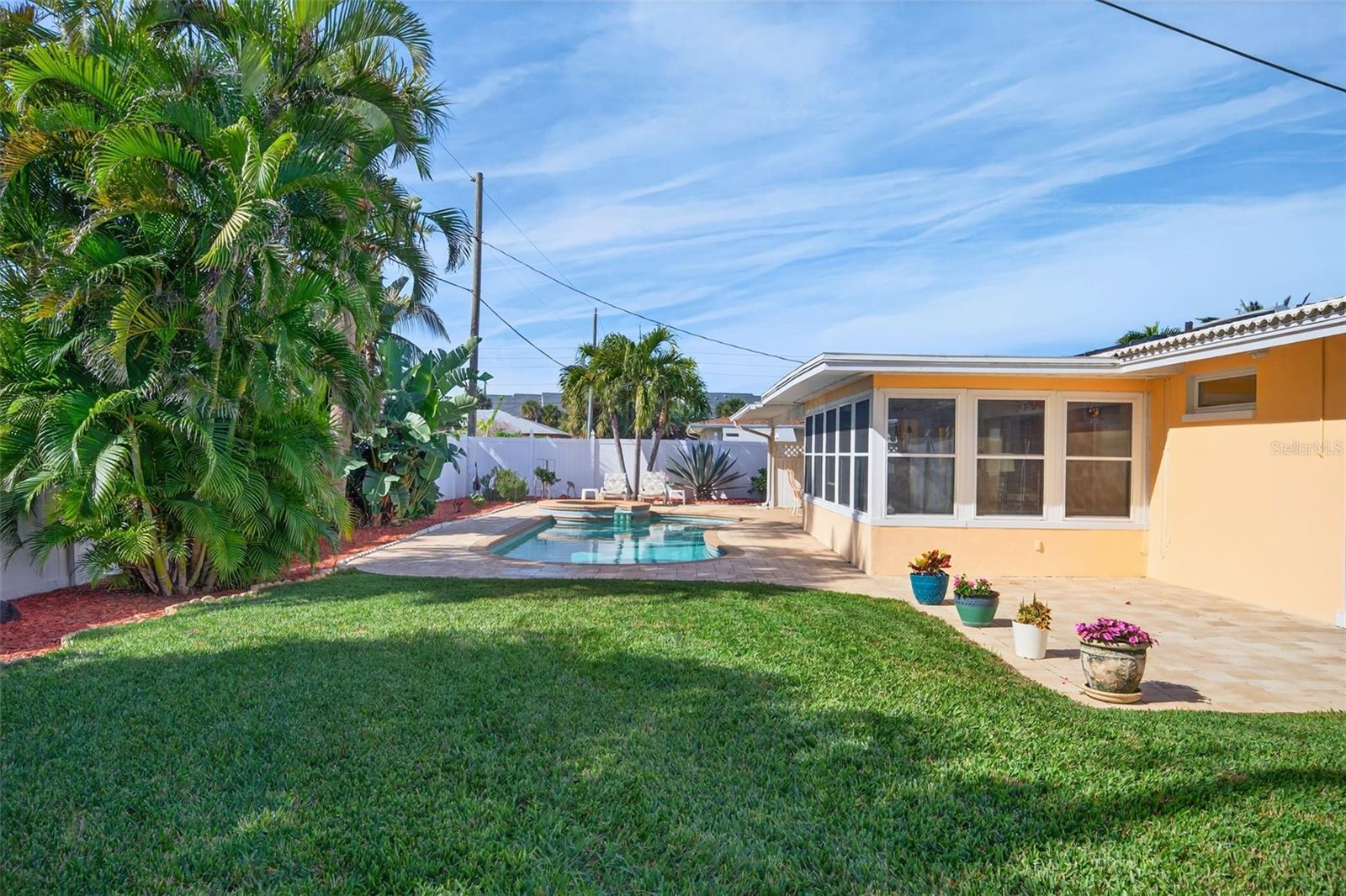 BELLEVUE ESTATES 5TH ADD - Residential