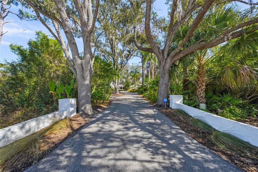 Photo of 6851 Shetland Way, Sarasota, FL 34241 (MLS # A4678067)