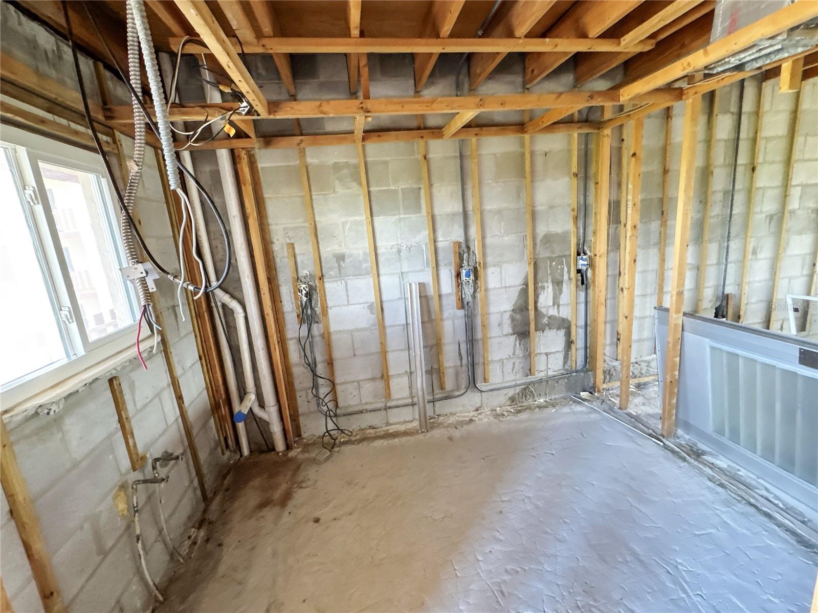 4085 LAKE BAYSHORE DRIVE C311, BRADENTON, FL, 34205 4 4085 LAKE BAYSHORE DRIVE C311