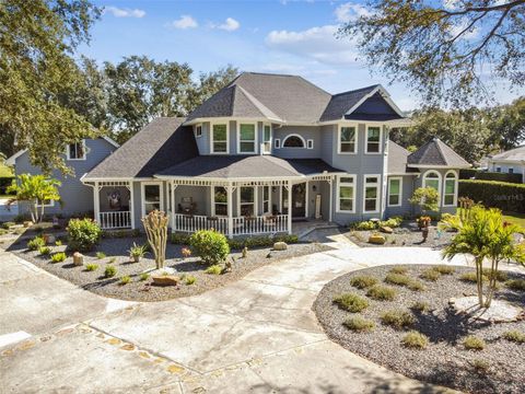 A home in WINTER GARDEN