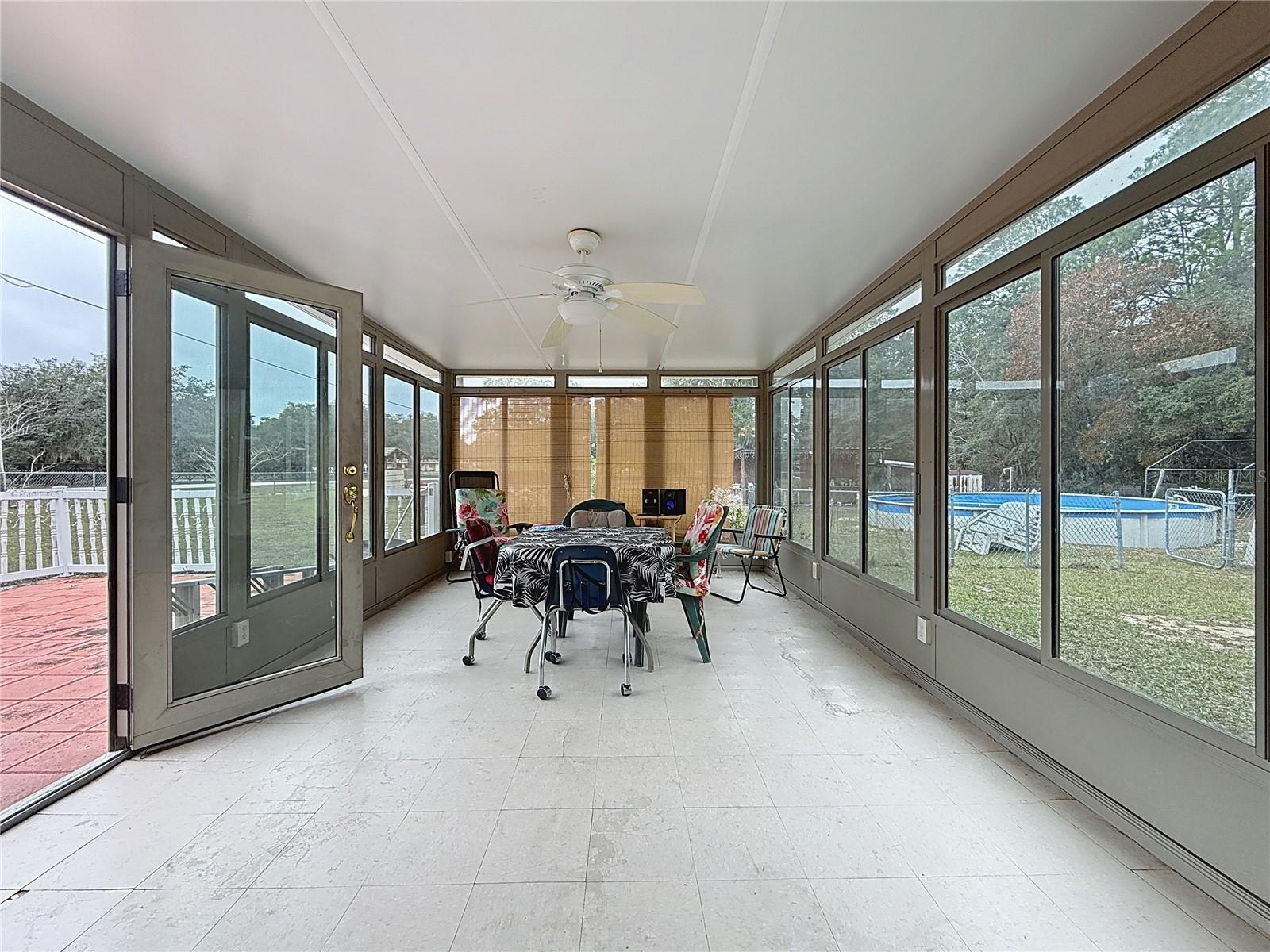 RAINBOW LAKES ESTATE - Residential