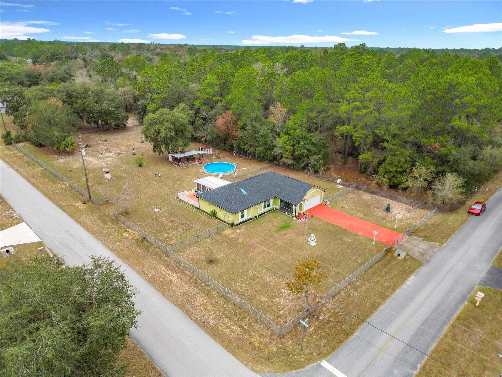 RAINBOW LAKES ESTATE - Residential