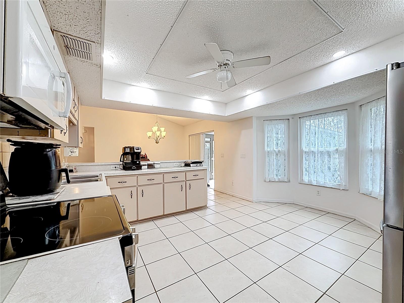 RAINBOW LAKES ESTATE - Residential