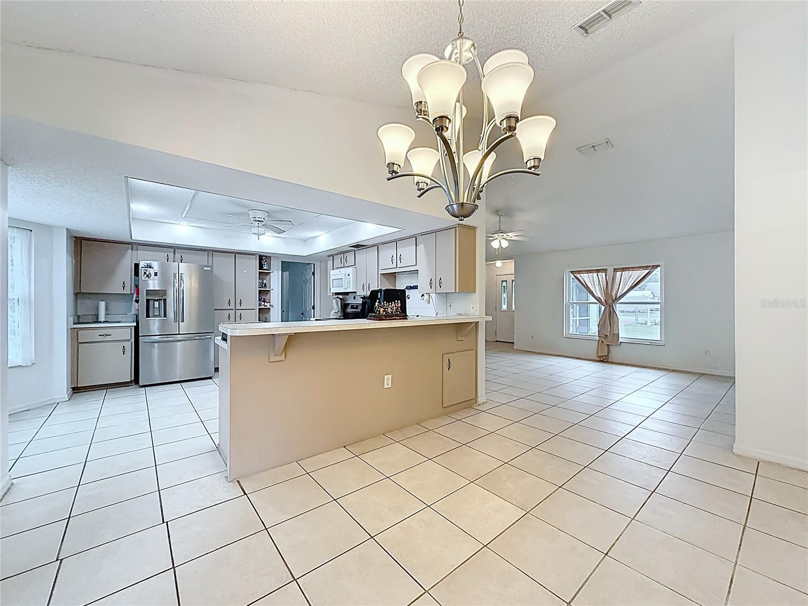 RAINBOW LAKES ESTATE - Residential