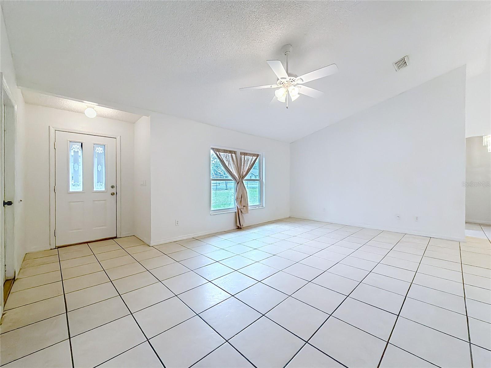 4592 SW GARDENIA COURT