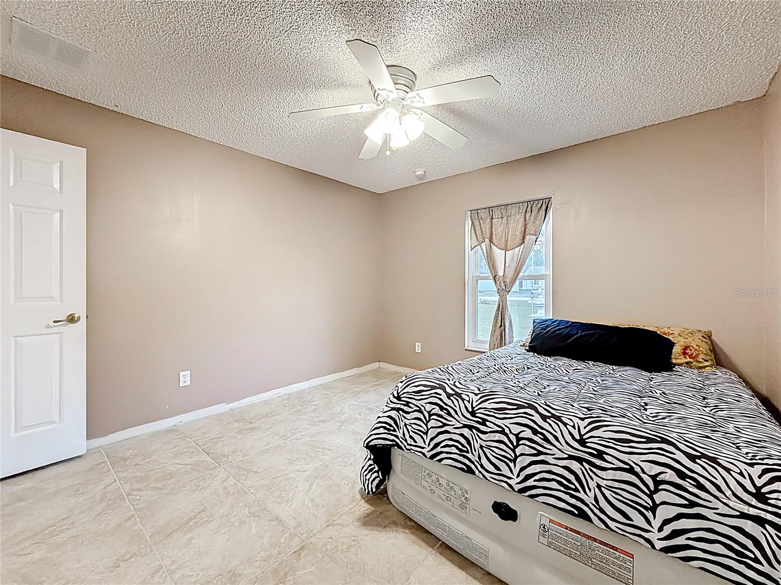 RAINBOW LAKES ESTATE - Residential