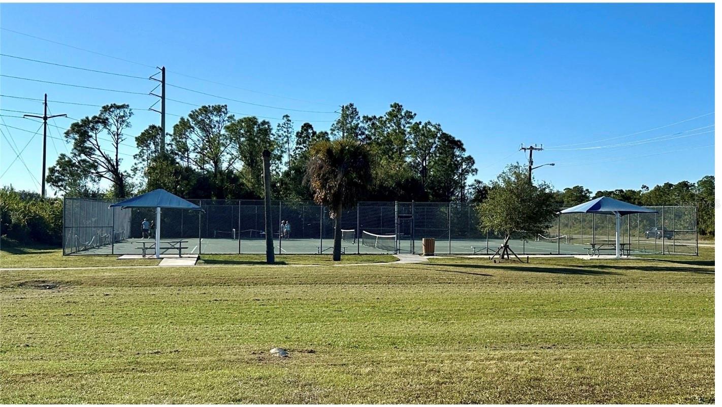 PUNTA GORDA ISLES SEC 20 - Land