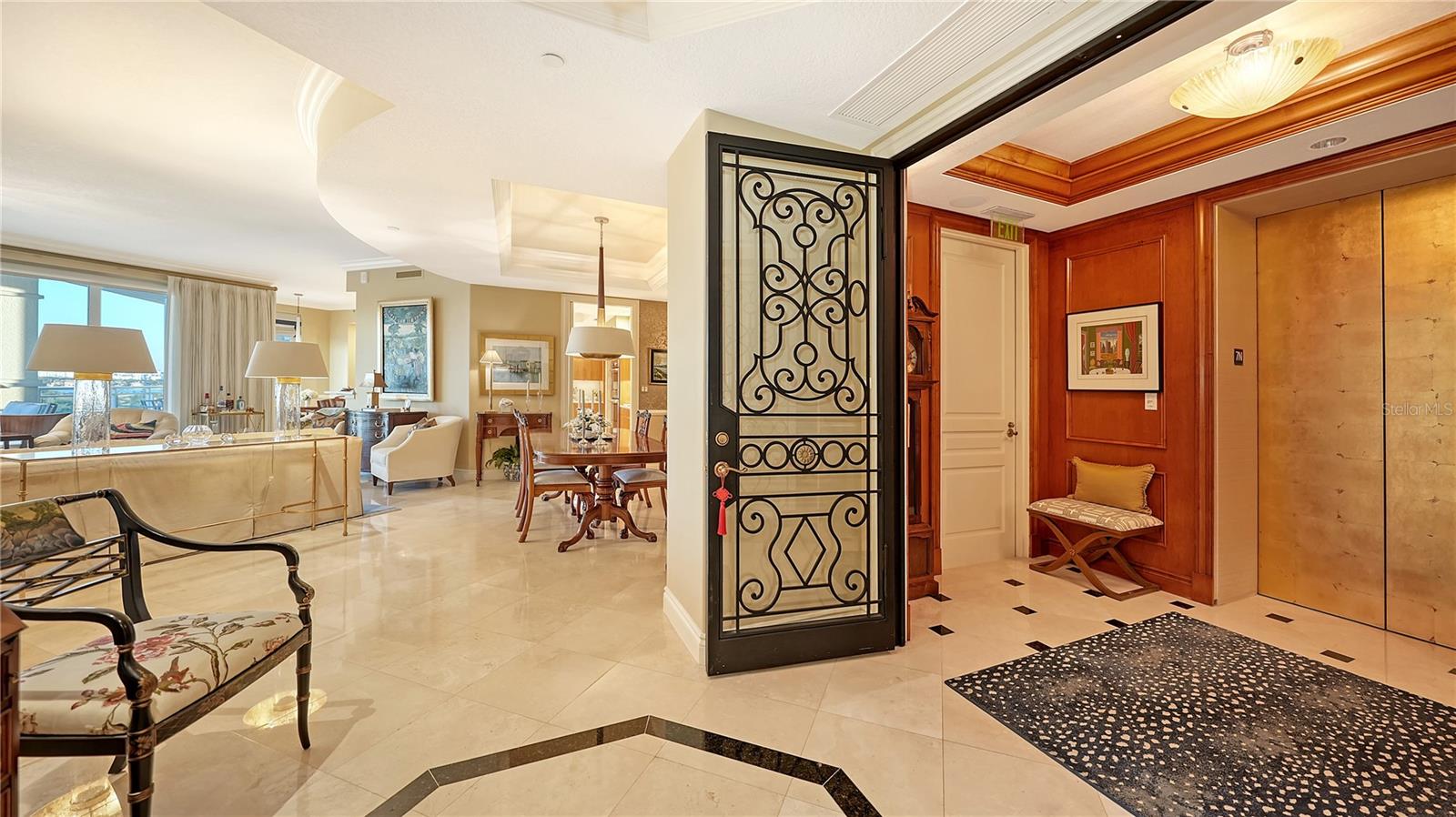 2050 BENJAMIN FRANKLIN DRIVE B704