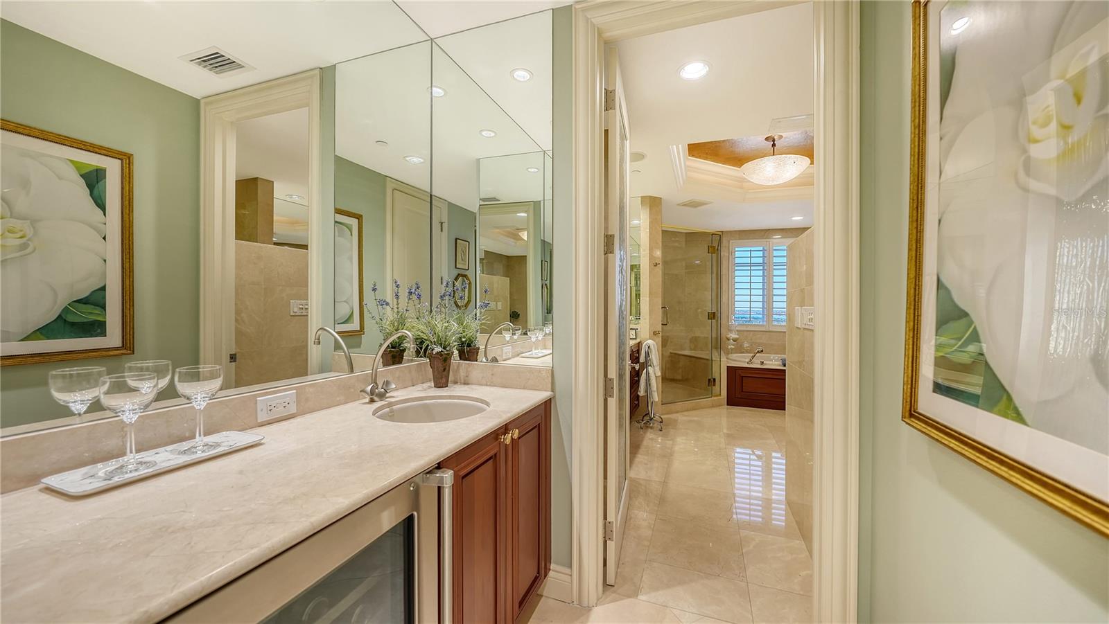 ORCHID BEACH CLUB RESIDENCES - Residential