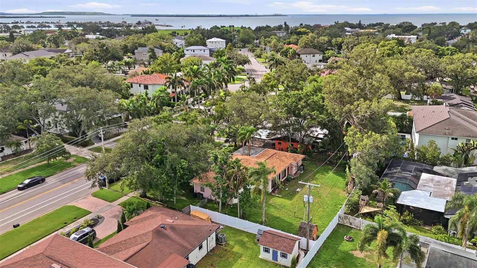 500 W DAVIS BOULEVARD