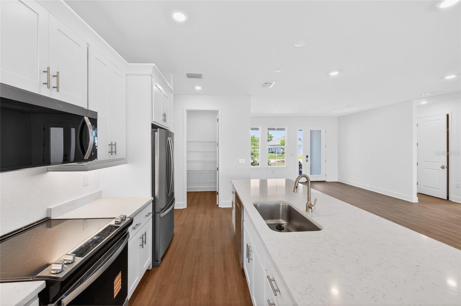 PUNTA GORDA ISLES SEC 16 - Residential