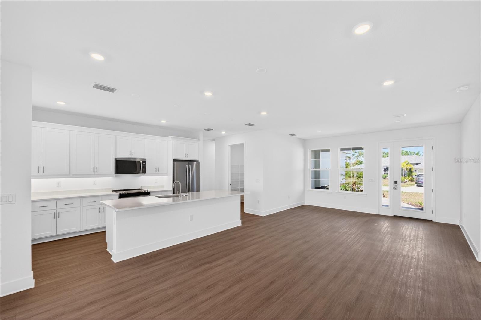 PUNTA GORDA ISLES SEC 16 - Residential