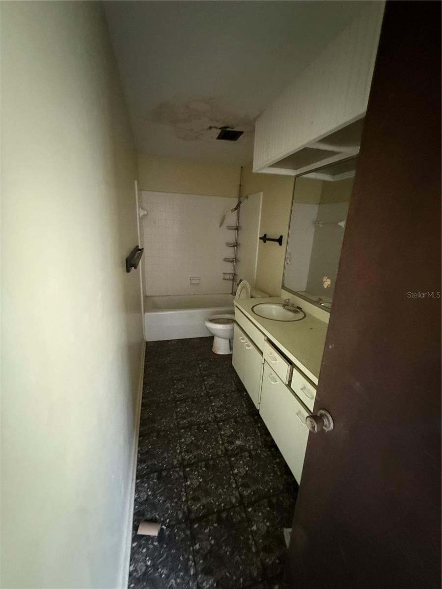 BUCKINGHAM WEST - Residential