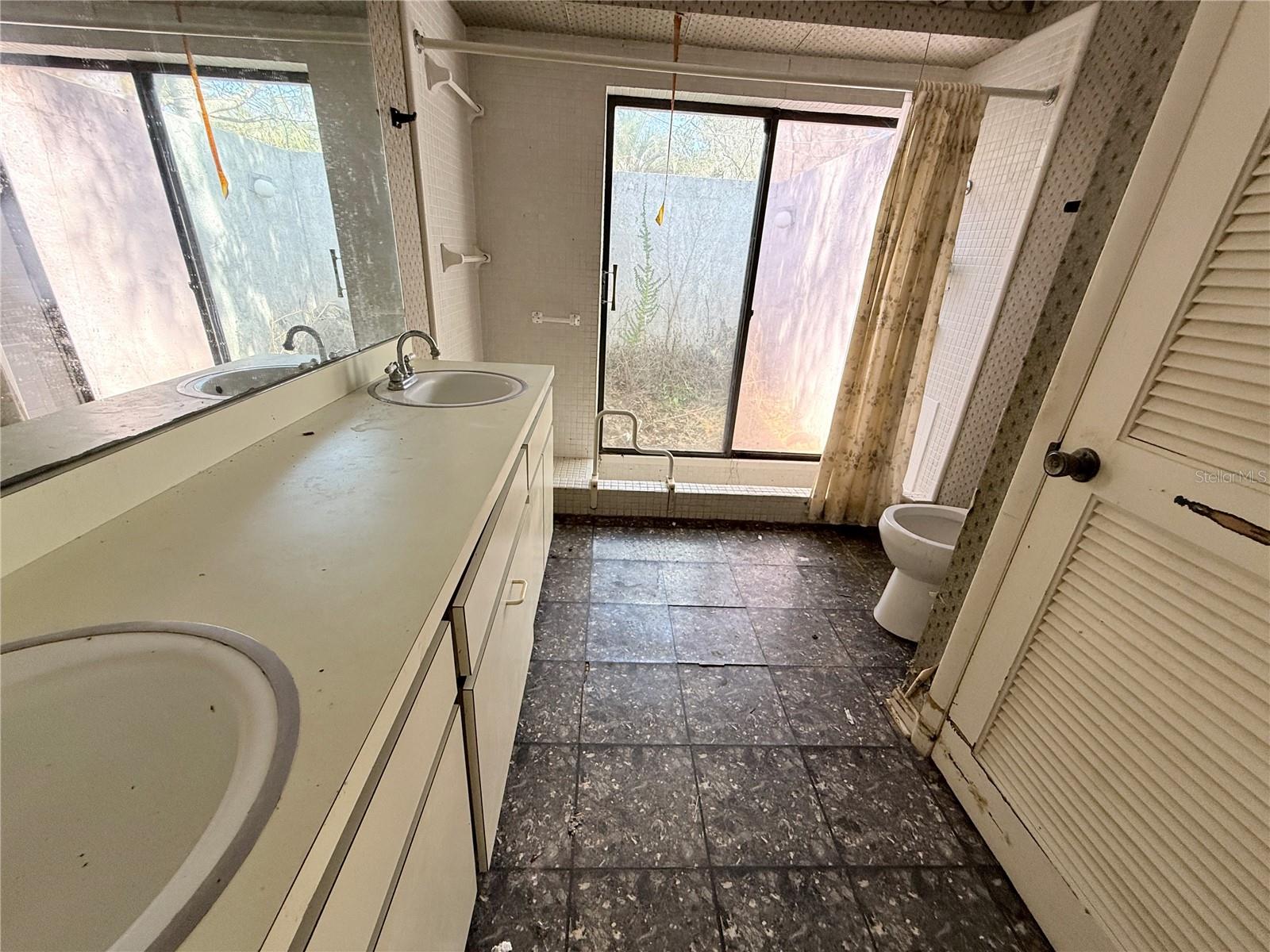 BUCKINGHAM WEST - Residential