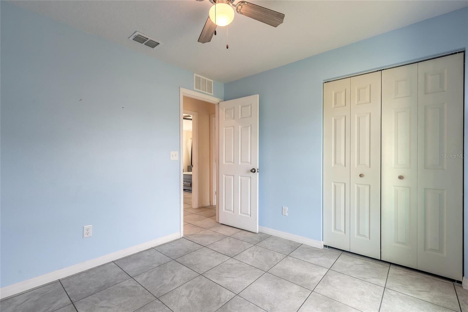 EDGEWATER ACRES UN 5 - Residential