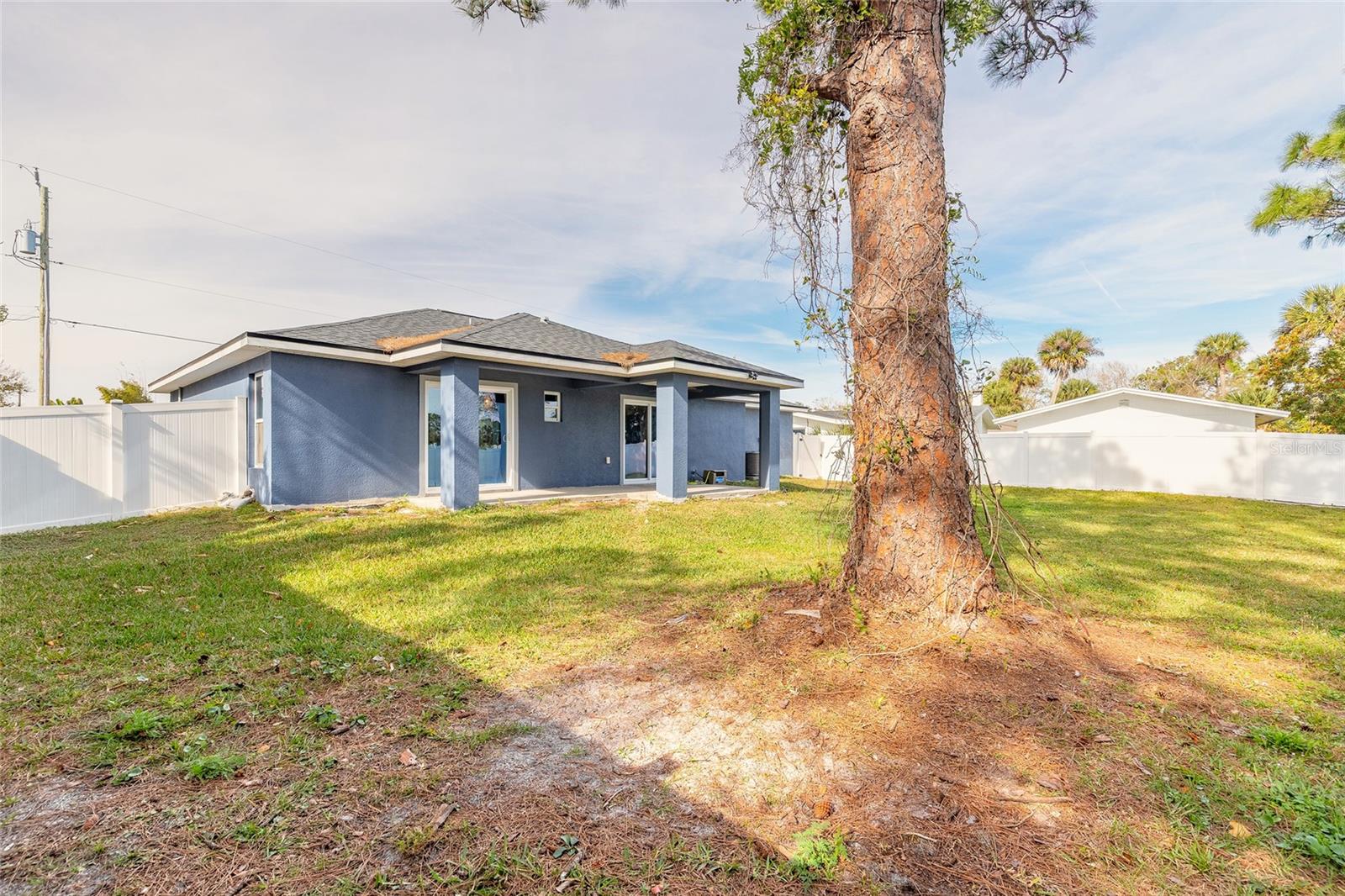 EDGEWATER ACRES UN 5 - Residential