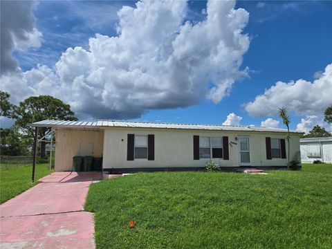 A home in PUNTA GORDA