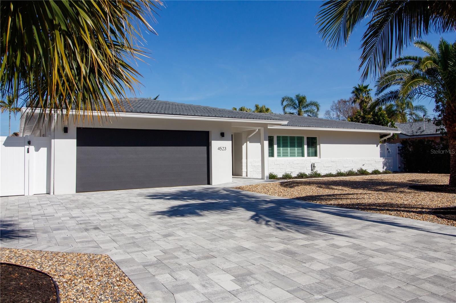 4523 CLEARWATER HARBOR DRIVE S