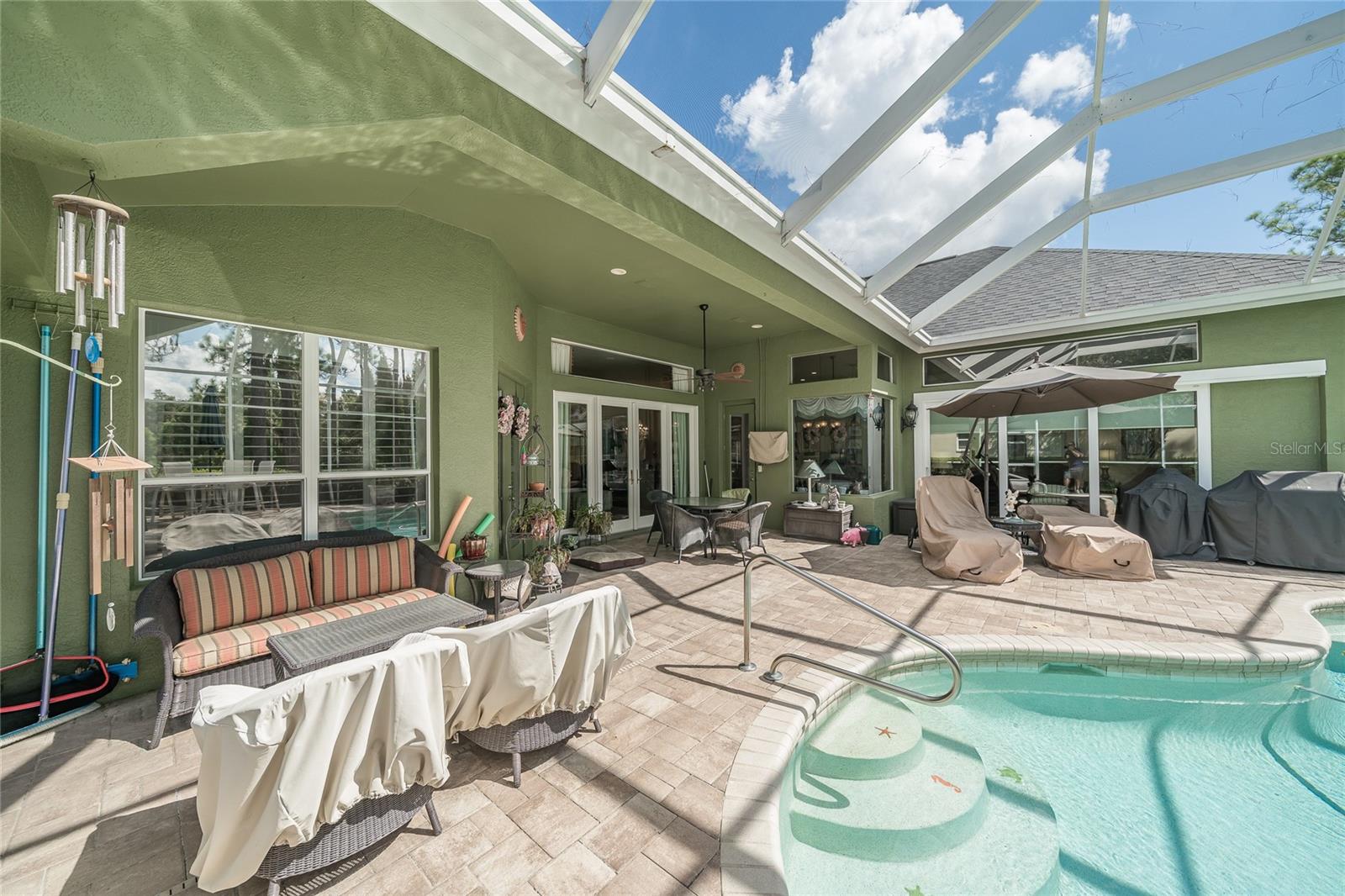 RIVER HILLS COUNTRY CLUB PARCE - Residential
