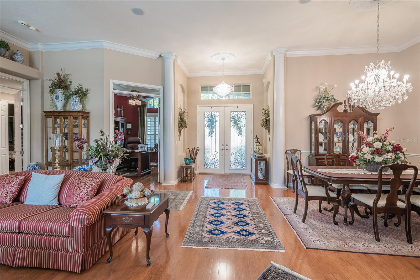 RIVER HILLS COUNTRY CLUB PARCE - Residential