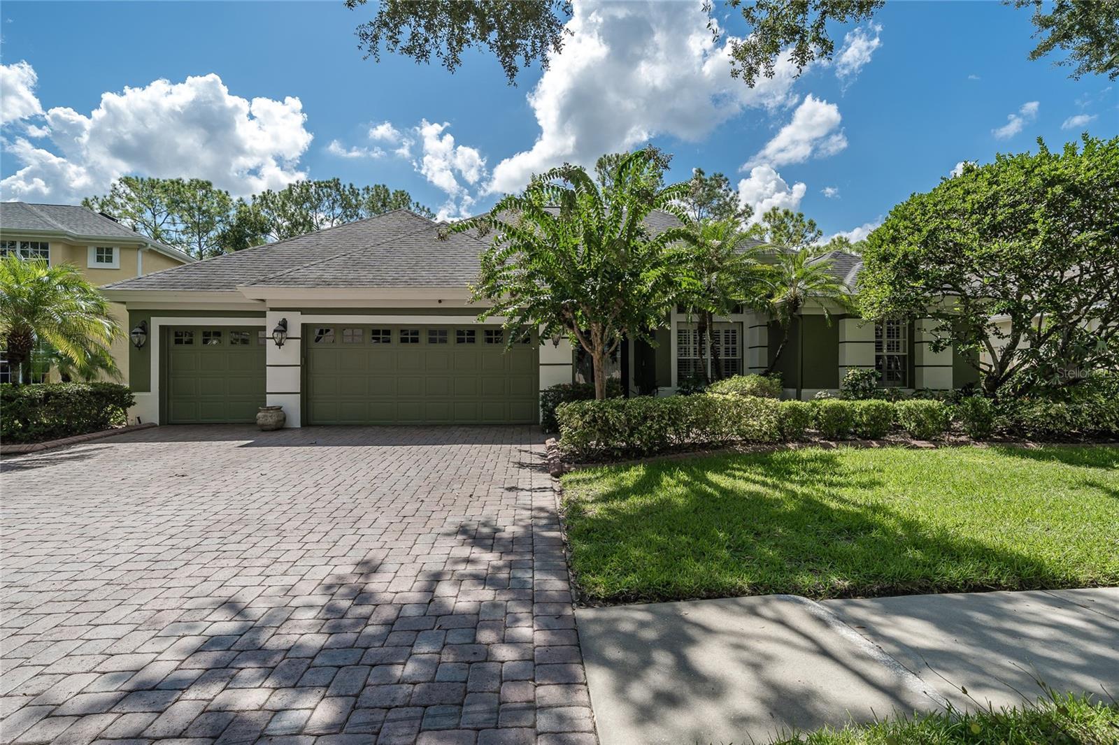 RIVER HILLS COUNTRY CLUB PARCE - Residential