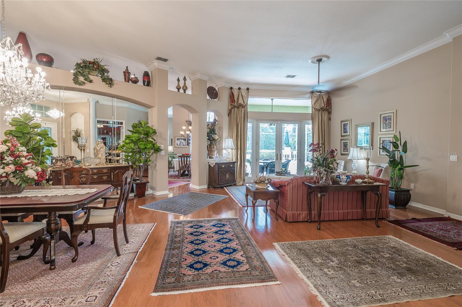 RIVER HILLS COUNTRY CLUB PARCE - Residential
