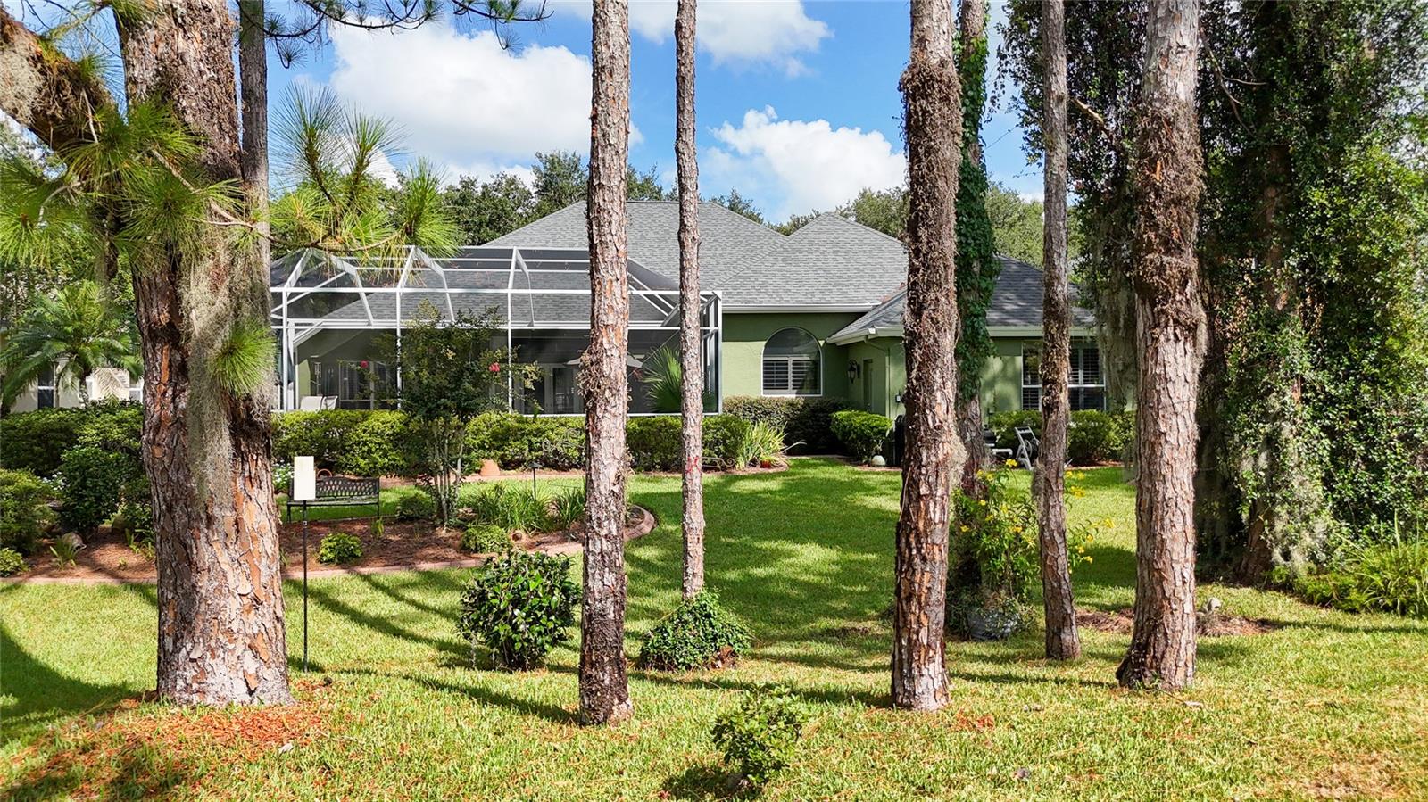 RIVER HILLS COUNTRY CLUB PARCE - Residential
