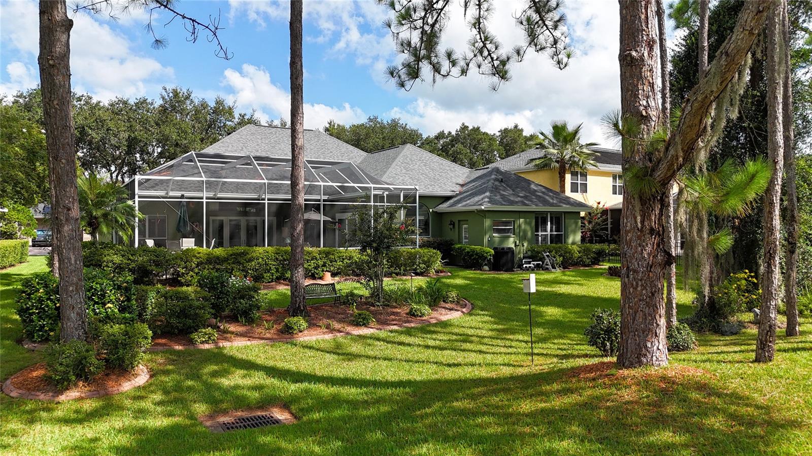 RIVER HILLS COUNTRY CLUB PARCE - Residential